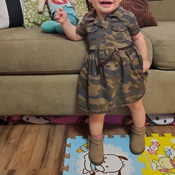Carter’s 12 months camo dress - Picture 9 of 9